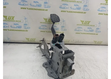 Pedala ambreiaj Renault Koleos 1 (2008 - 2011) 2.0 tdci M9R830 M9R830