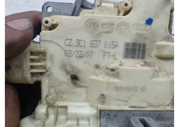 Broasca stanga fata 3c1837015a Audi Q7 4L (2005 - 2009) - miniatura 2