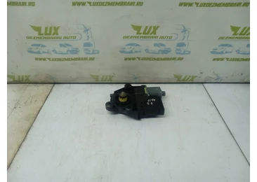 Motoras geam stanga spate 827310166r Renault Scenic 3 (2009 - 2012) 1.6 DCI R9M402