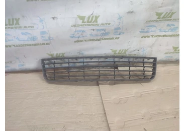 Grila bara fata 1k0853677 Volkswagen Golf 5 (2003 - 2009)