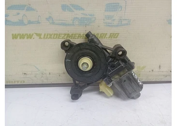 Motoras geam stanga spate 0130822663 Jeep Compass 2 (2017 - 2021) 2.0 Multijet II