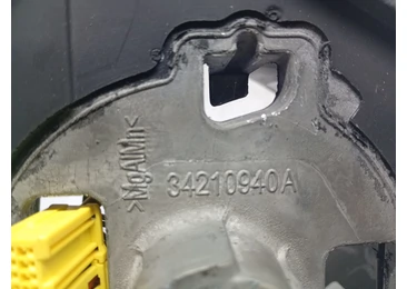 Volan in 3 spite cu comenzi 34210939A Opel Astra K (2015 - 2020) - miniatura 2