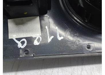 Grila ventilatie bord 682605983R Dacia Logan 2 (2013 - 2016) - miniatura 2