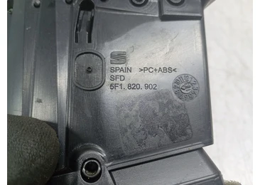 Grila ventilatie bord 5F1820902 Seat Leon 3 (5F) (2012 - 2016) - miniatura 3