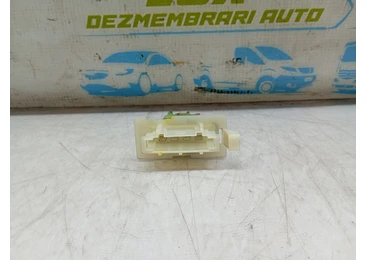 Rezistenta trepte 3r0k1r17kr35k Dacia Duster 1 (facelift) (2013 - 2017) - miniatura 4