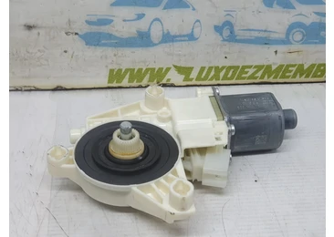 Motoras geam stanga fata A2048200142 Mercedes Benz E-Class W212 (2009 - 2013) OM651.924