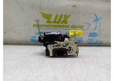 Broasca dreapta spate Dacia Duster 1 (facelift) (2013 - 2017) - miniatura 3