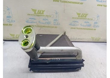 Radiator clima bord 8D1820103D Volkswagen Passat B5 (1996 - 2000) AJM