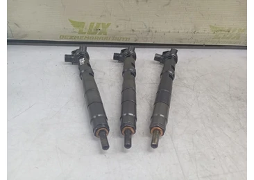 Injector 03P130277-V400 ( Skoda Roomster 1 (5J) (facelift) (2010 - 2015) - miniatura 4