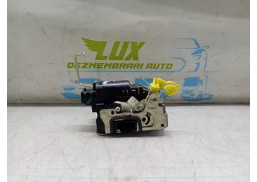 Broasca dreapta spate Dacia Duster 1 (facelift) (2013 - 2017) - miniatura 3