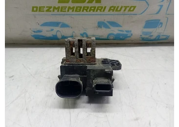 Rezistenta trepte 255509263r Dacia Duster 1 (facelift) (2013 - 2017) - miniatura 3