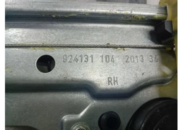 Macara geam dreapta spate BM51-A27000 Ford Focus 3 (2011 - 2015) - miniatura 3