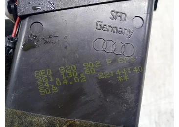 Grila ventilatie bord 8E0820902F Audi A4 B6 (2000 - 2005) - miniatura 3
