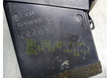Grila ventilatie bord 8E0820901F Audi A4 B6 (2000 - 2005) - miniatura 3