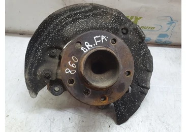 Fuzeta dreapta fata 6764444 BMW Seria 3 E90 (2004 - 2010) 2.0 d N47