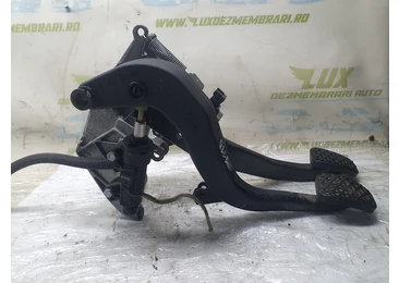 Pod pedalier 6751665 BMW Seria 3 E90 (2004 - 2010) N46 B20 B