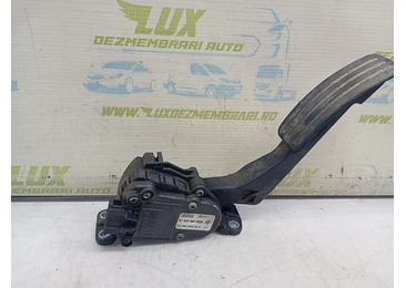 Pedala acceleratie 8200386506 Dacia Logan 1 (2004 - 2008) k9k792