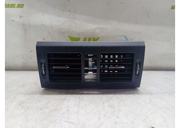 Grila ventilatie bord a2048305054 Mercedes Benz GLK-Class X204 (2008 - 2012) 3.0 cdi om642961