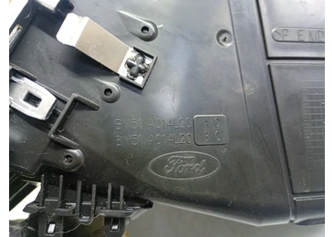 Grila ventilatie bord bm51a014l20 Ford Focus 3 (2011 - 2015) - miniatura 2