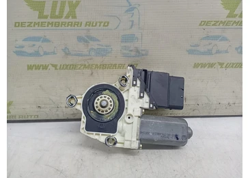 Motoras geam dreapta spate 1J4959812C Volkswagen Golf 4 (1997 - 2006) - miniatura 3