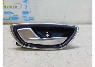 Maner interior stanga spate 806713722r Renault Talisman 1 (2012 - 2020) 1.6 dci R9M409