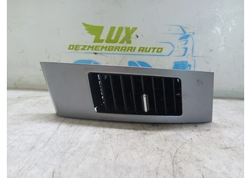 Grila ventilatie bord 8030a014zz Mitsubishi Outlander 2 (2005 - 2009) 2.0 2.0 BSY