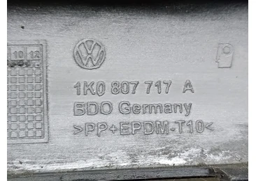 Ornament bara fata 1K0807717A Volkswagen Golf 5 (2003 - 2009)