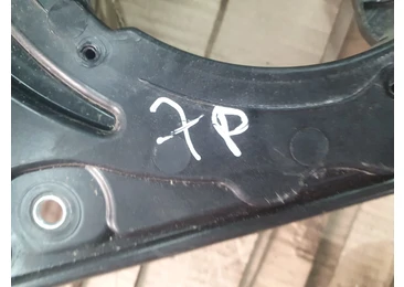 Macara geam dreapta fata Volkswagen Touareg 2 (7P) (2010 - 2014)
