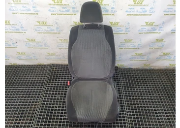 Scaun stanga fata Citroen C4 1 (2004 - 2008) 1.6 hdi 9h01