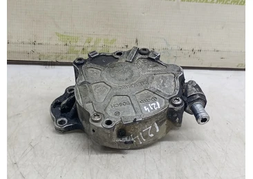 Pompa vacuum 03L145100 Volkswagen Tiguan 1 (5N) (2007 - 2011) CBAB
