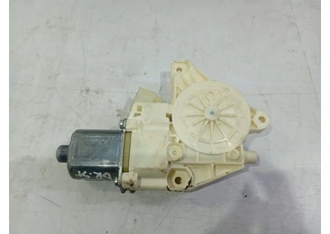 Motoras geam dreapta spate a2048200642 0130822504 Mercedes Benz C-Class W204/S204 (2007 - 2012) 2.2 cdi om651.911