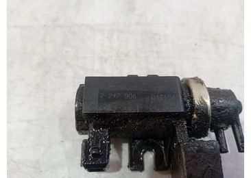 Electrovalva vacuum 2247906 BMW Seria 5 E60/E61 (2003 - 2007) - miniatura 2