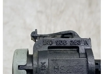 Electrovalva vacuum 1k0906283A Porsche Cayenne 958 (2010 - 2014) - miniatura 3