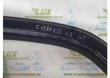 Usa stanga fata Jeep Cherokee KJ (2001 - 2007)