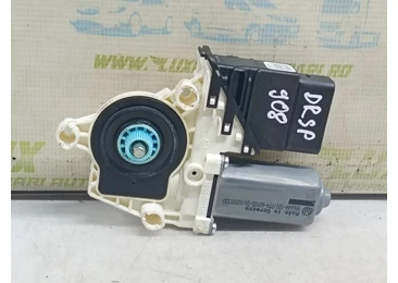 Motoras geam dreapta spate 5k0959704A Skoda Octavia 2 (facelift) (2008 - 2013) 1.6 tdi CAYC CAYC