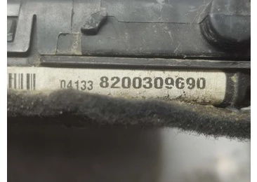 Modul confort 8200309690 Renault Megane 2 (2002 - 2006)