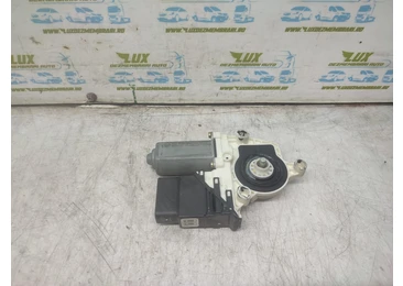 Motoras geam dreapta spate 1C0959812A Volkswagen Golf 4 (1997 - 2006) 1.6 benzina 1.6 benzina BCB