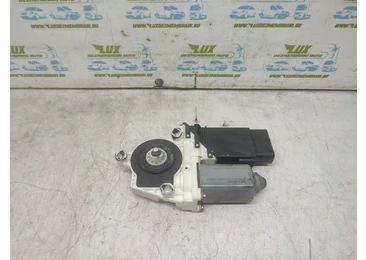 Motoras geam dreapta fata 105468301 Volkswagen Golf 4 (1997 - 2006) 1.6 benzina BCB