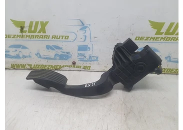 Pedala acceleratie 55702020 Fiat Linea 1 (2006 - 2012) 1.3 MultiJet 1.3 MultiJet 199a3000