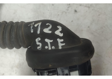 Timonerie manuala 5 trepte 8E0711025 Audi A4 B6 (2000 - 2005) - miniatura 4