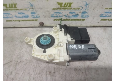 Motoras geam dreapta spate Volkswagen Touran 1 (2003 - 2006) 1.9 tdi 1.9 tdi BXE