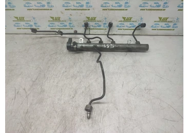 Rampa injectoare A6110780449 Mercedes Benz ML W164 (2005 - 2008) - miniatura 2