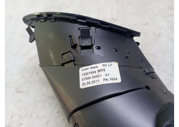 Grila ventilatie bord 13327999 Opel Astra J (2009 - 2012) - miniatura 4