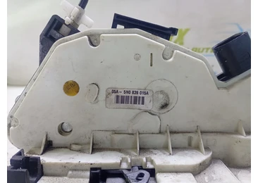 Broasca stanga spate 5n0839015a Volkswagen Passat CC 1 (2008 - 2012) - miniatura 4