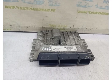 Calculator motor ECU 237106117R Renault Master 3 (2010 - 2015) 2.3 dci 2.3 dci