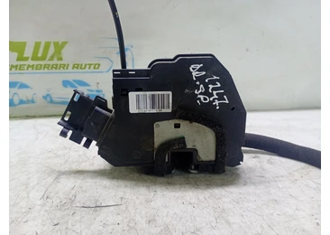 Broasca dreapta spate 825020019r Renault Fluence 1 (2009 - 2013) 1.5 dci K9K836