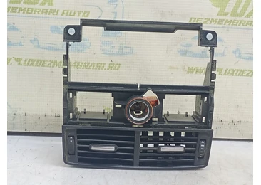 Grila ventilatie 4E0819203A Audi A8 D3/4E (facelift) (2005 - 2007) 3.0 tdi ASB