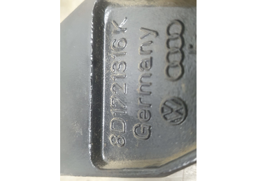 Pedala ambreiaj 8D1721316K Volkswagen Passat B5.5 (facelift) (2000 - 2005)