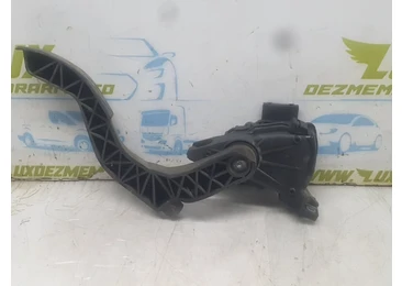 Pedala acceleratie 8D1721523J Volkswagen Passat B5.5 (facelift) (2000 - 2005) - miniatura 2