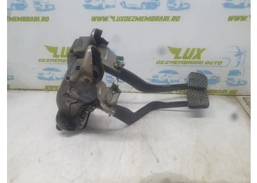 Pod pedalier Renault Megane 2 (facelift) (2006 - 2012) 1.6 K4M812 K4M812